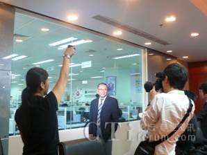 wF(tun)ϯCEOSЙ(qun)Уӛ߈F(tun)B\(yn)I(yng)Ĺr